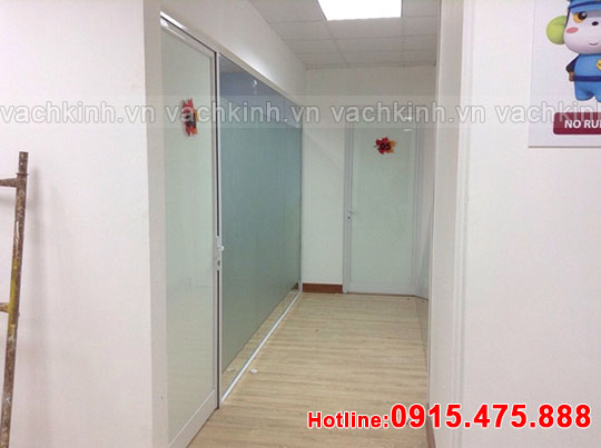 Làm vách kính ngăn phòng tại Thanh Xuân Trung | lam vach kinh ngan phong tai Thanh Xuan Trung